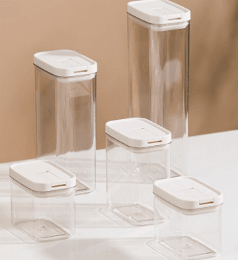 DAYIN offers injection-molded airtight containers that are food-grade safe.