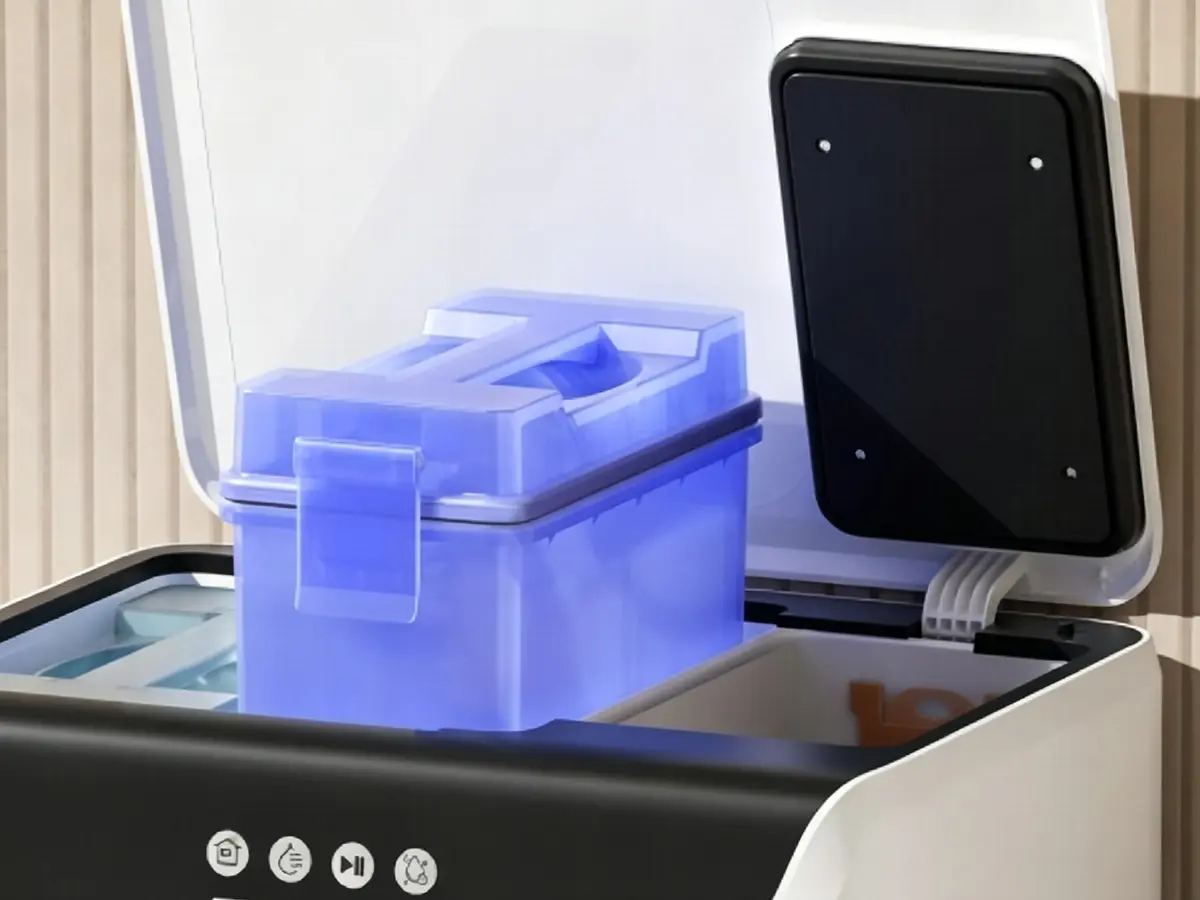 Custom injection molded robot vacuum base station and water tank